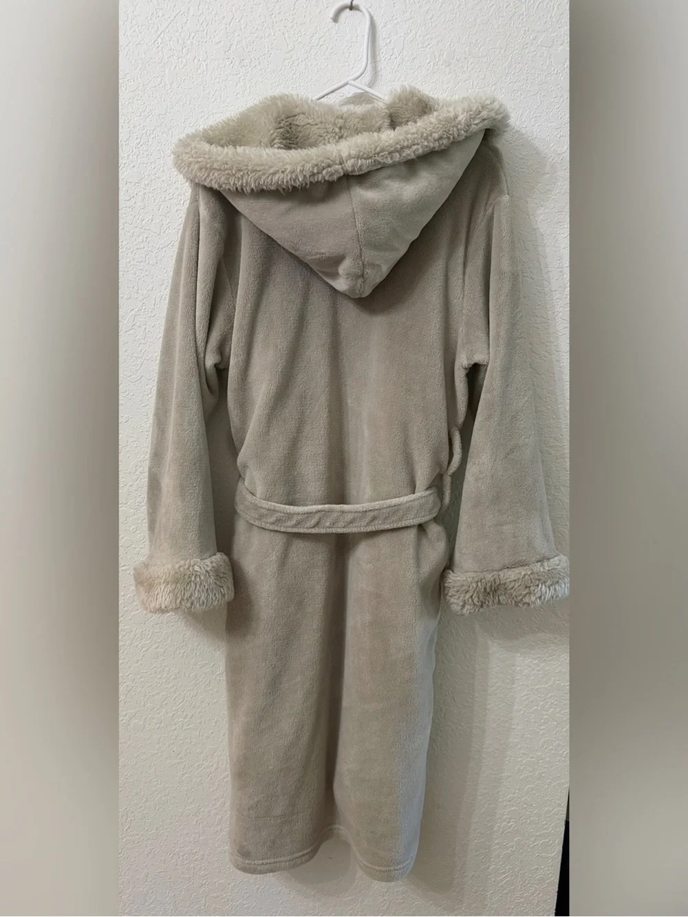 Pottery Barn Hooded Ombre Tipped Faux Fur Robe - S/M